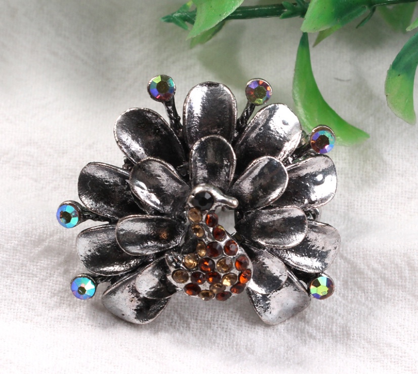 European and American fashion exaggerated personality creative animal ring retro trend set diamond peacock spring adjustable ring thumbnail