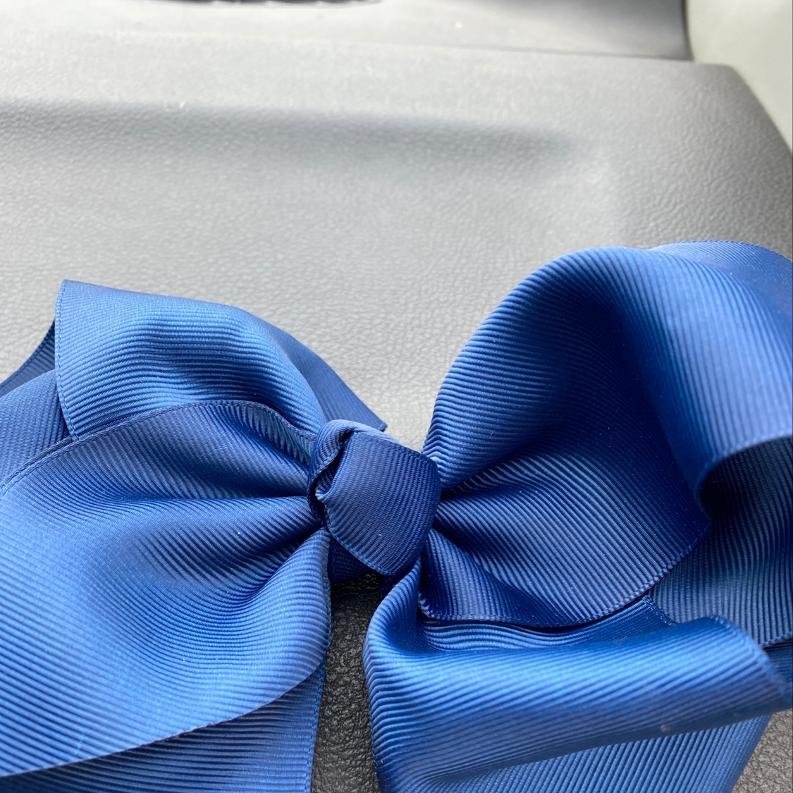 Bubble bow thumbnail