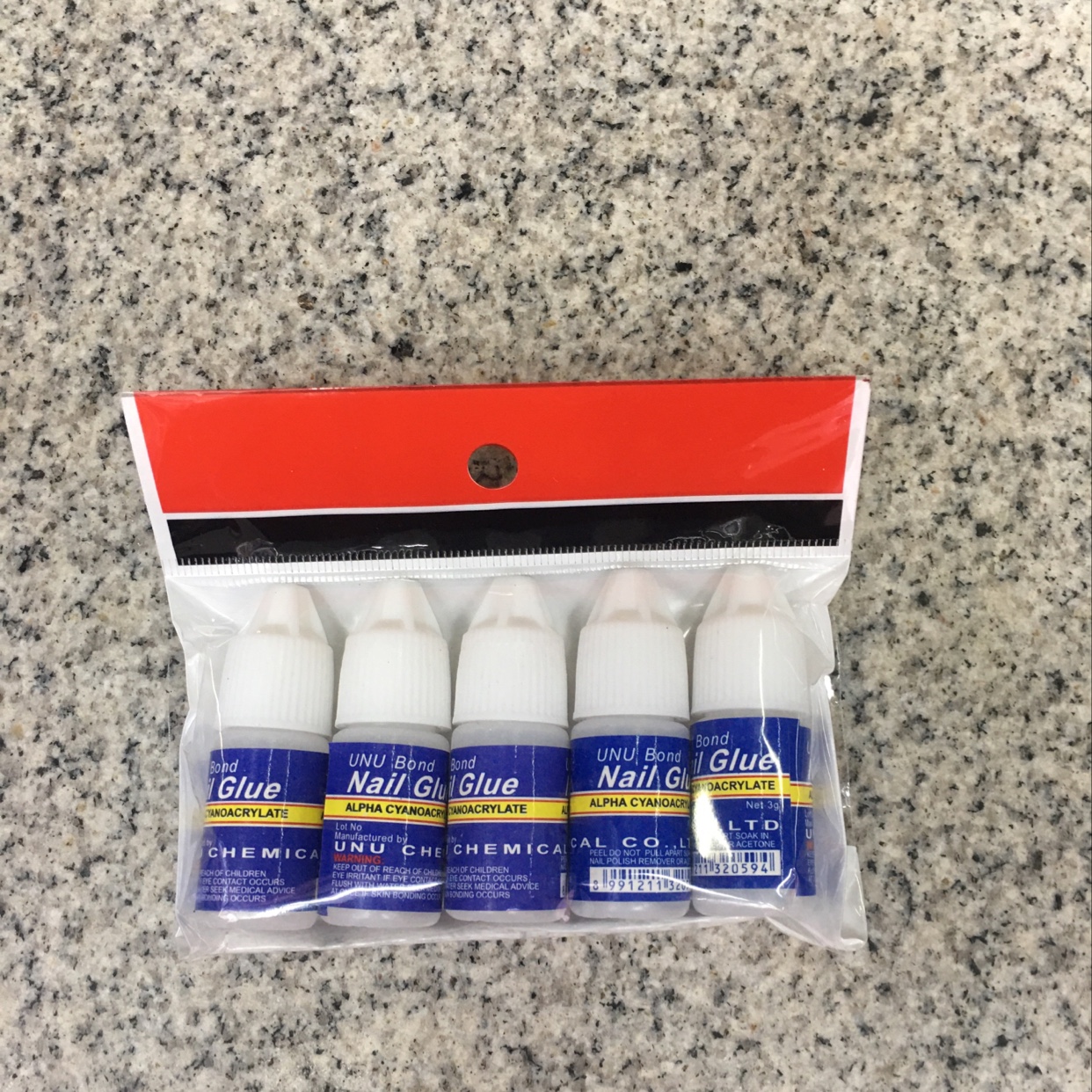 Nail glue details Picture