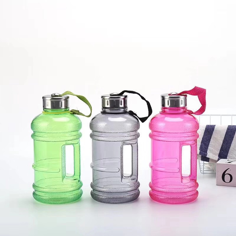 塑料杯 大容量水桶塑料水杯不锈钢盖子提绳2200ml