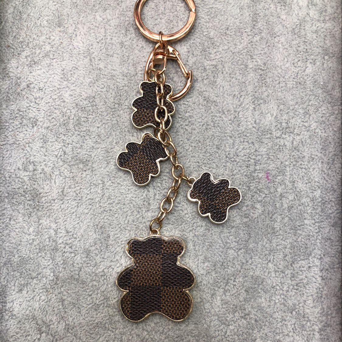 PU leather bear key chain metal bear key chain leather bag fringe pendant can be added with LOGO thumbnail