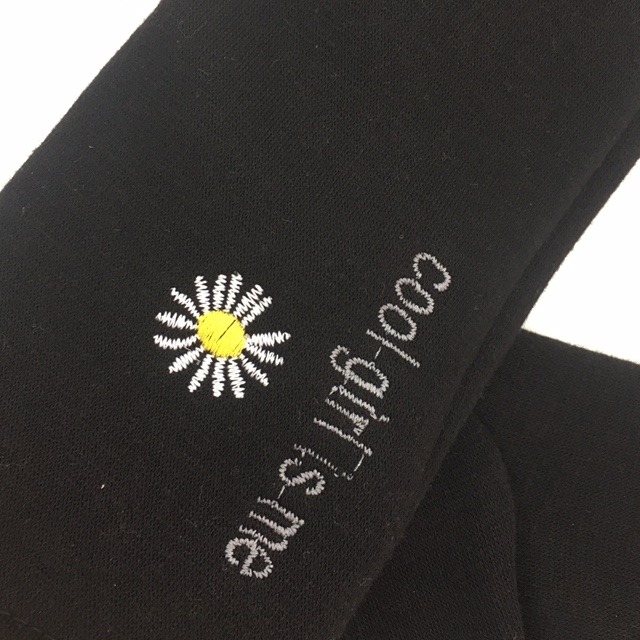 The 2020 new style of women's gloves, Daisy embroidery, all-cotton, non-falling pile, single-layer thin pile touch screen, elastic finger-separated cycling gloves Specification image