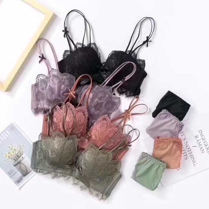 Shoulder strap style!!
BRA innovative inspiration comes from lavender