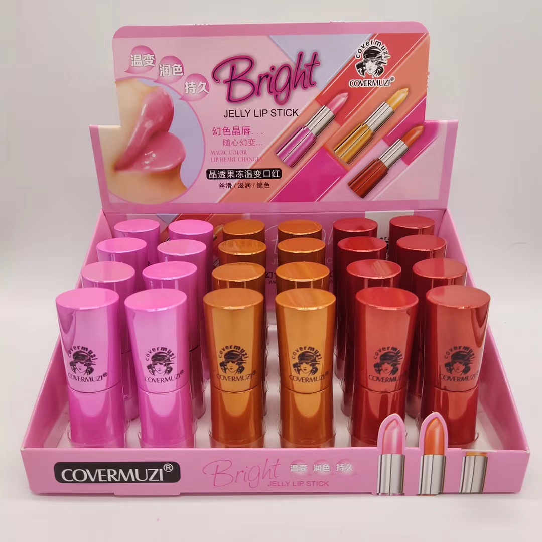 Crystal jelly and warm lipstick