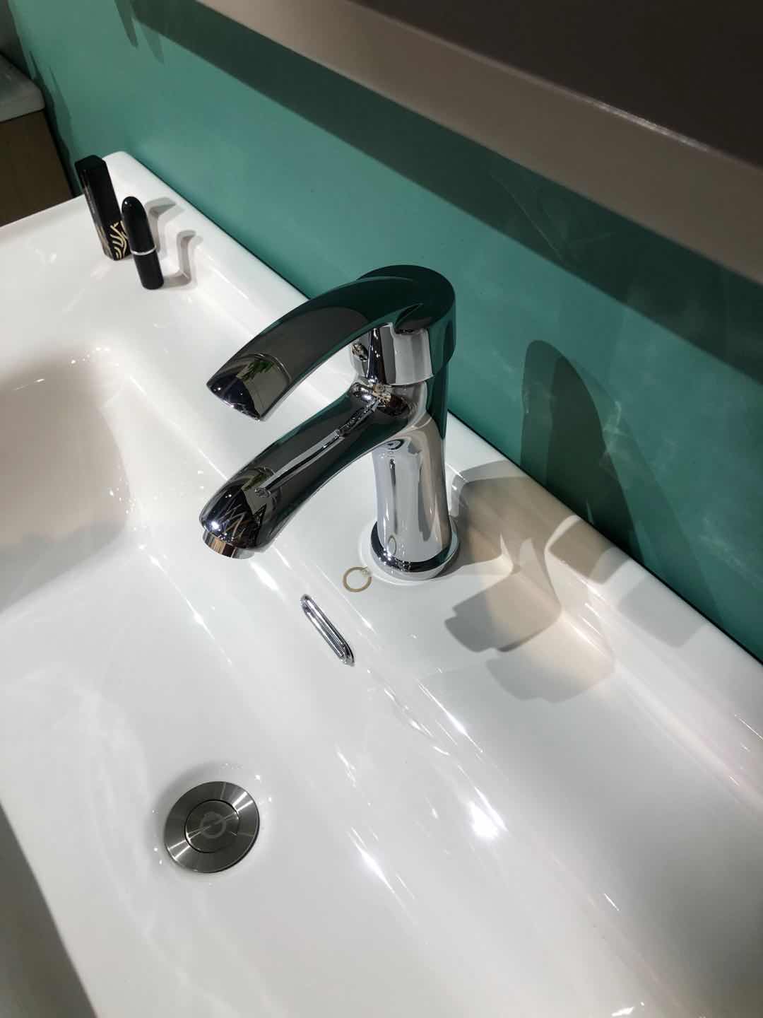 单冷水龙头/水龙头/水龙头龙头/加热器/卫浴水龙头细节图