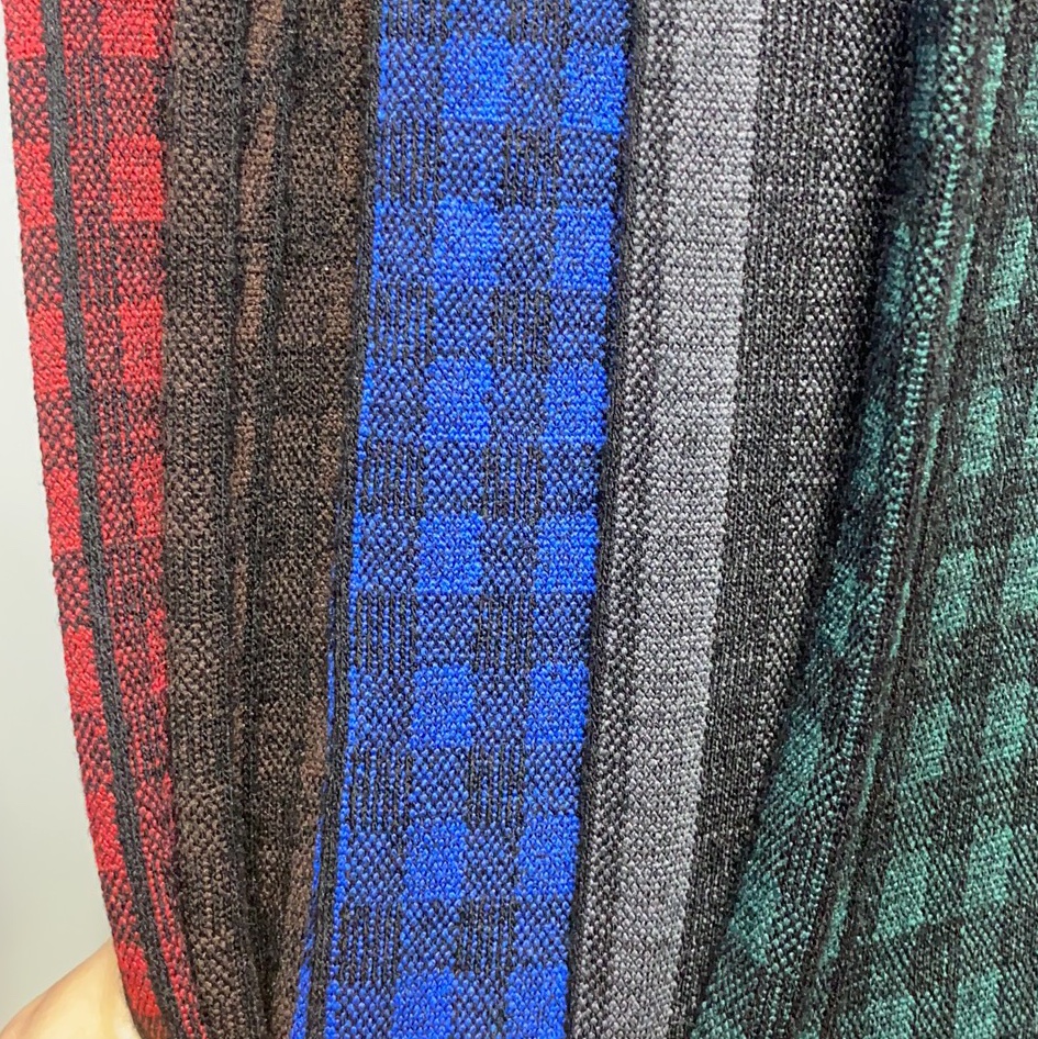 Modal bar, plaid thumbnail