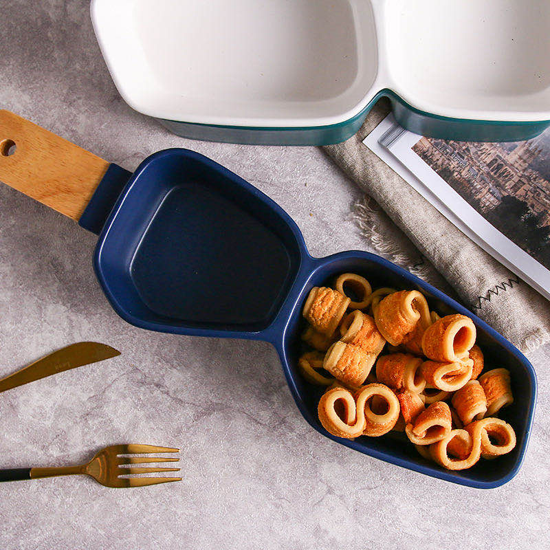 Nordic style modern and fashionable matte frosted ceramic two-compartment pastry, dried fruit, fruit wood handle bowl detail image 4
