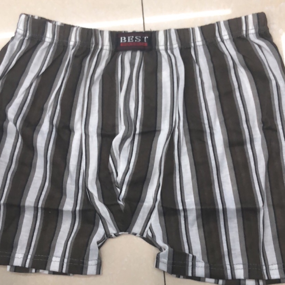 Shorts 26 thumbnail