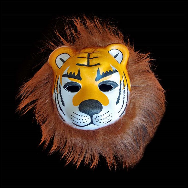 Animal And Hair Mask Application Scenario