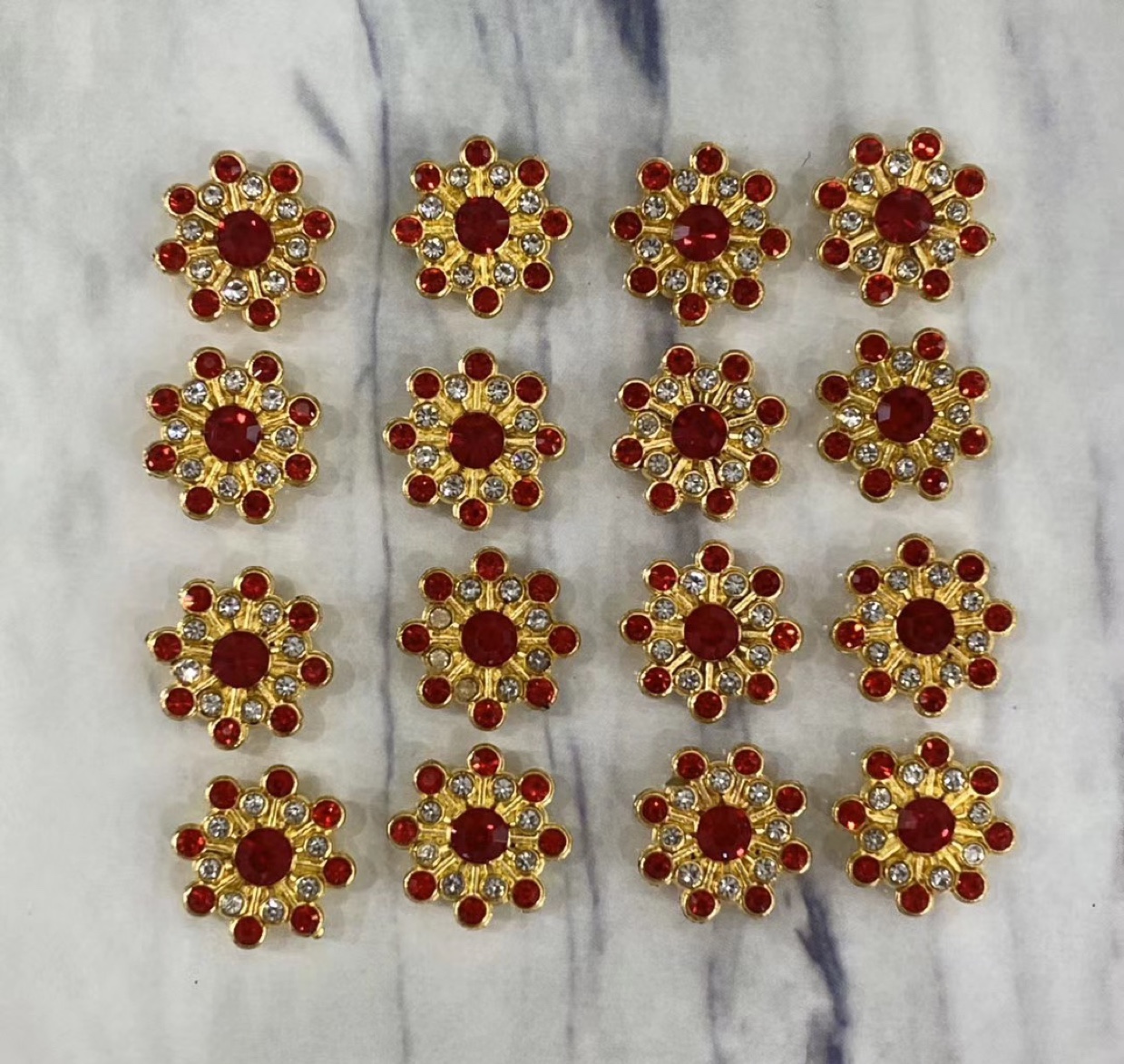 Flower factory direct selling is suitable for all kinds of clothing accessories thumbnail