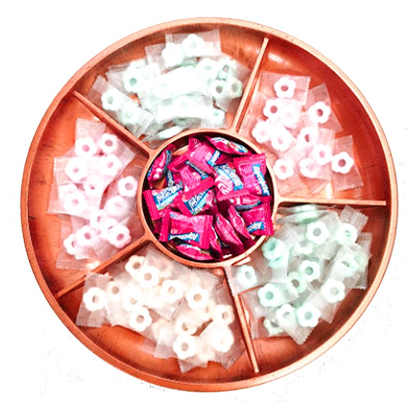 12-inch round 6-compartment candy and snack plate storage plate Application Scenario