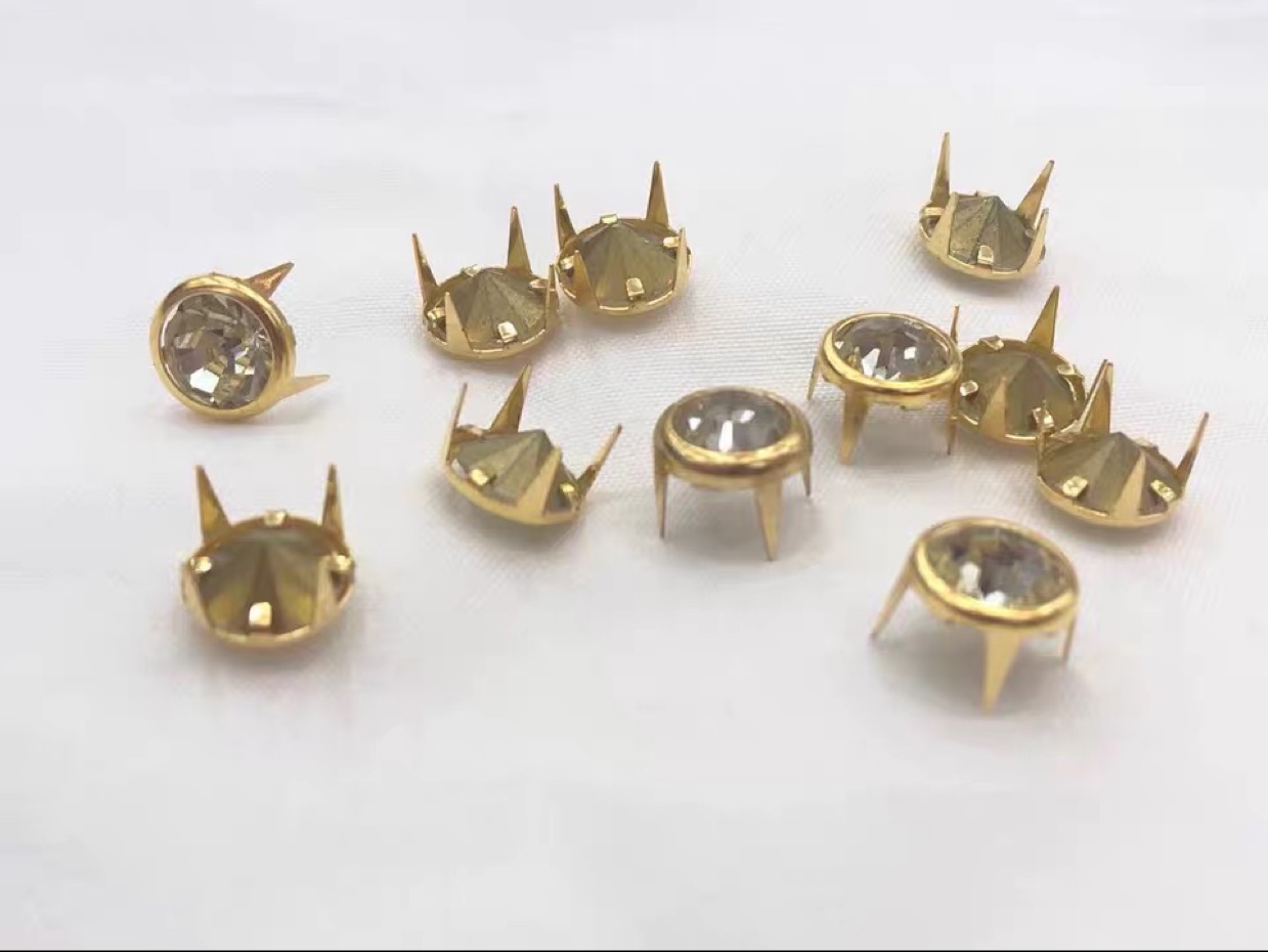 10Mm Eight-Claw Drill Four-Claw Inlaid Diamond Automatic Machine Drill Nails Clothing Shoes Bag Diy Accessories Application Scenario