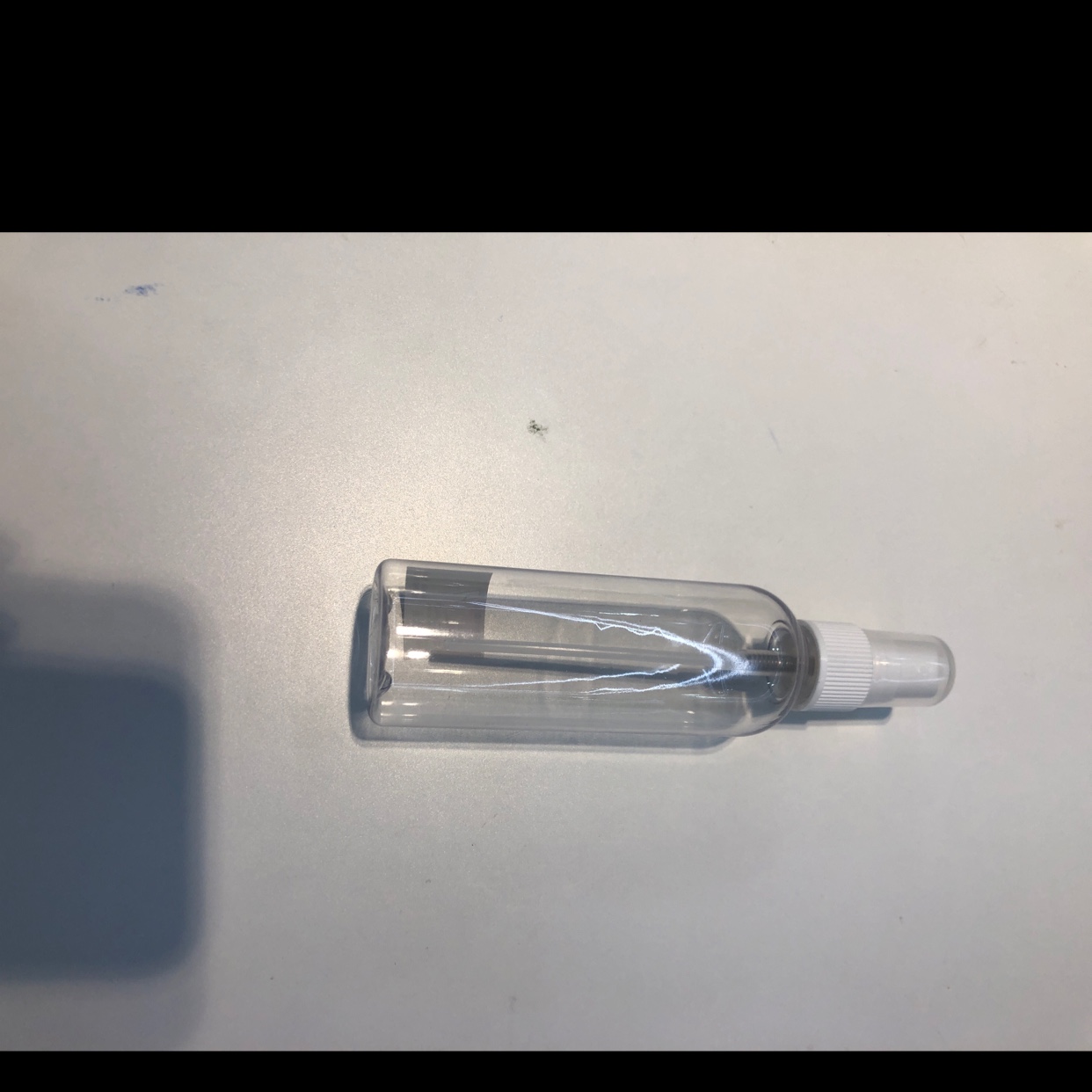 Transparent spray bottle 2