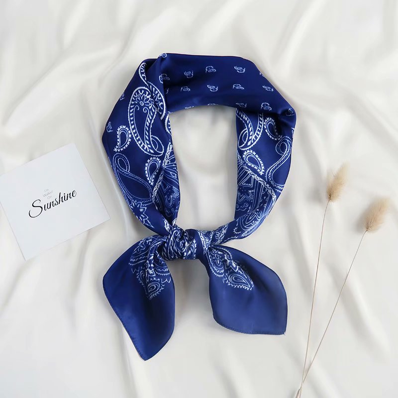 Square Scarf 70Cm Print Fashion Women's Silk Scarf Classic Cashew Nut Print Item Picture