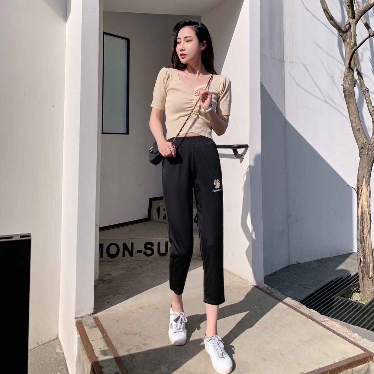 运动八分裤女夏季薄款大码裤子中裤休闲马裤女裤2020新款夏裤九分哈伦裤雏菊细节图