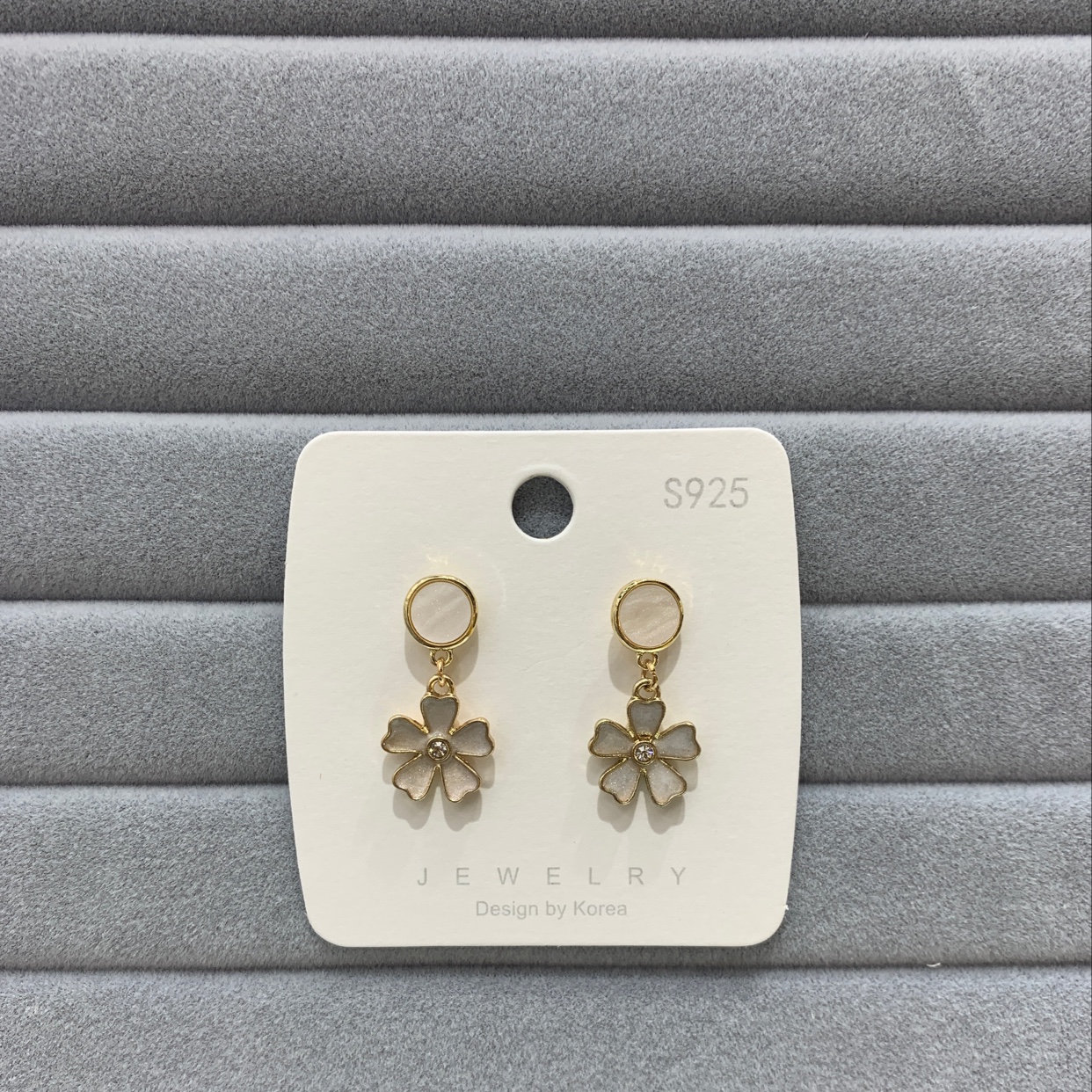 S925 shell flower earrings thumbnail