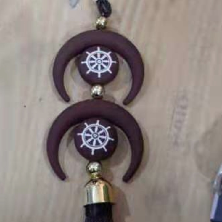 Sri Lankan pendants, ornaments