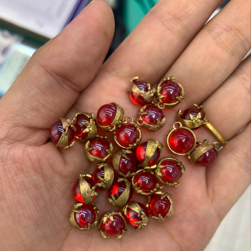 Manufacturers sell glass balls directly thumbnail