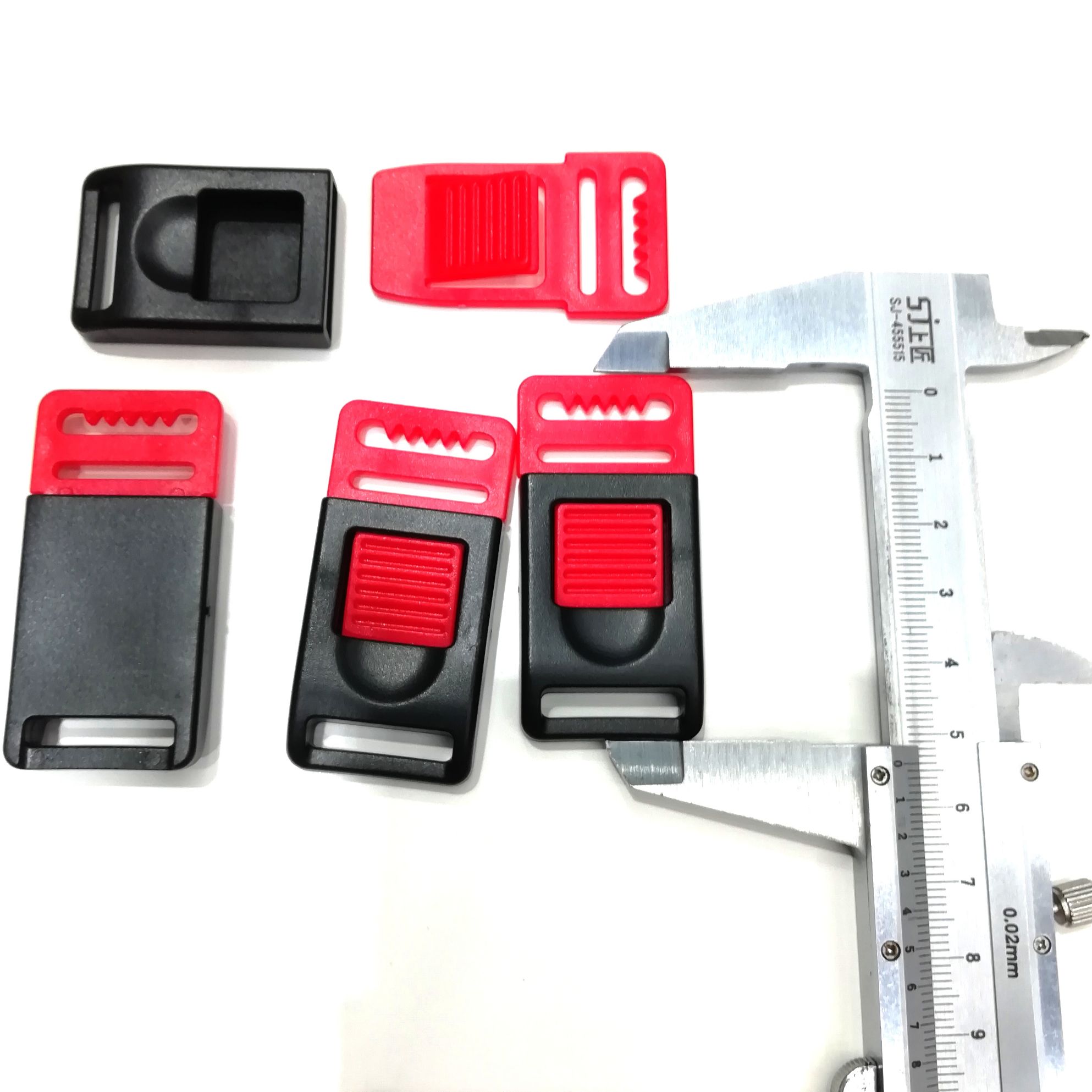 Colored helmet fastener POM material