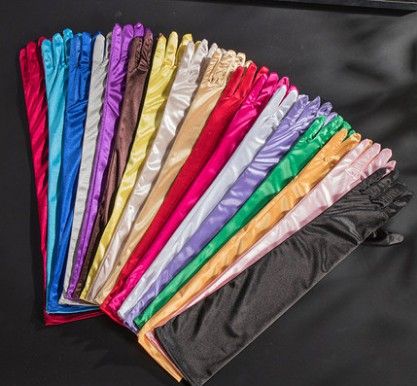 Warm gloves, masks, hats in many colors thumbnail