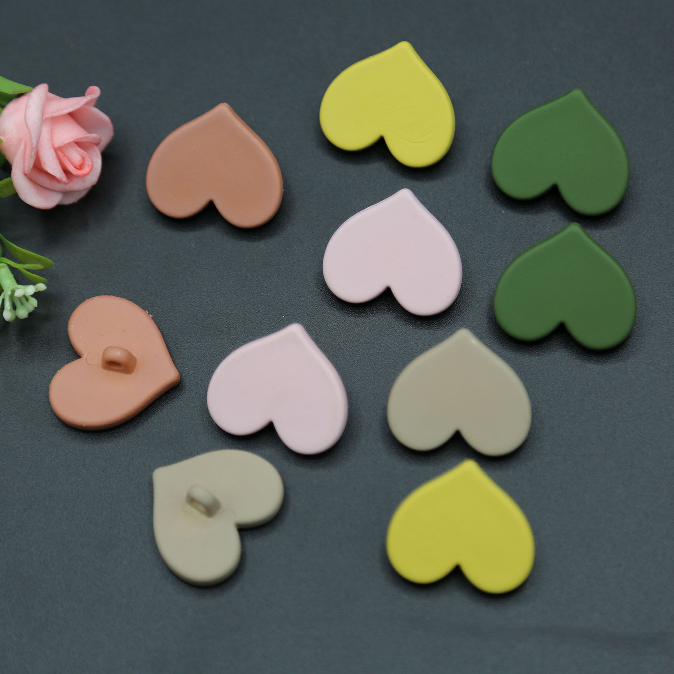 South Korean version of Japan is acrylic edge hole plane love rubber bead headgear accessories DIY glue phone case accessories thumbnail