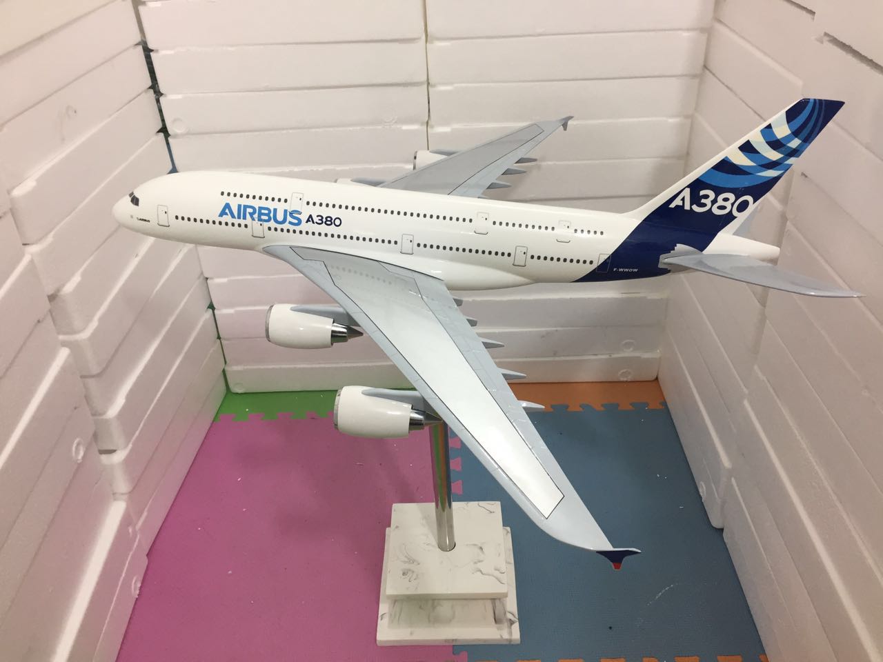 Aircraft model (73CM Airbus A380 prototype) simulation aircraft model glass reinforced plastic aircraft model