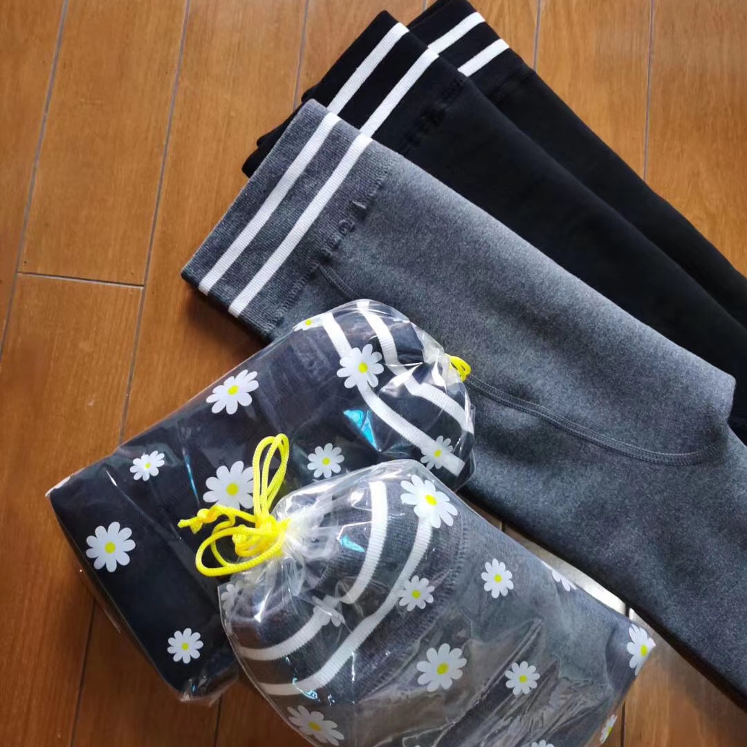 棉瑜伽裤产品图