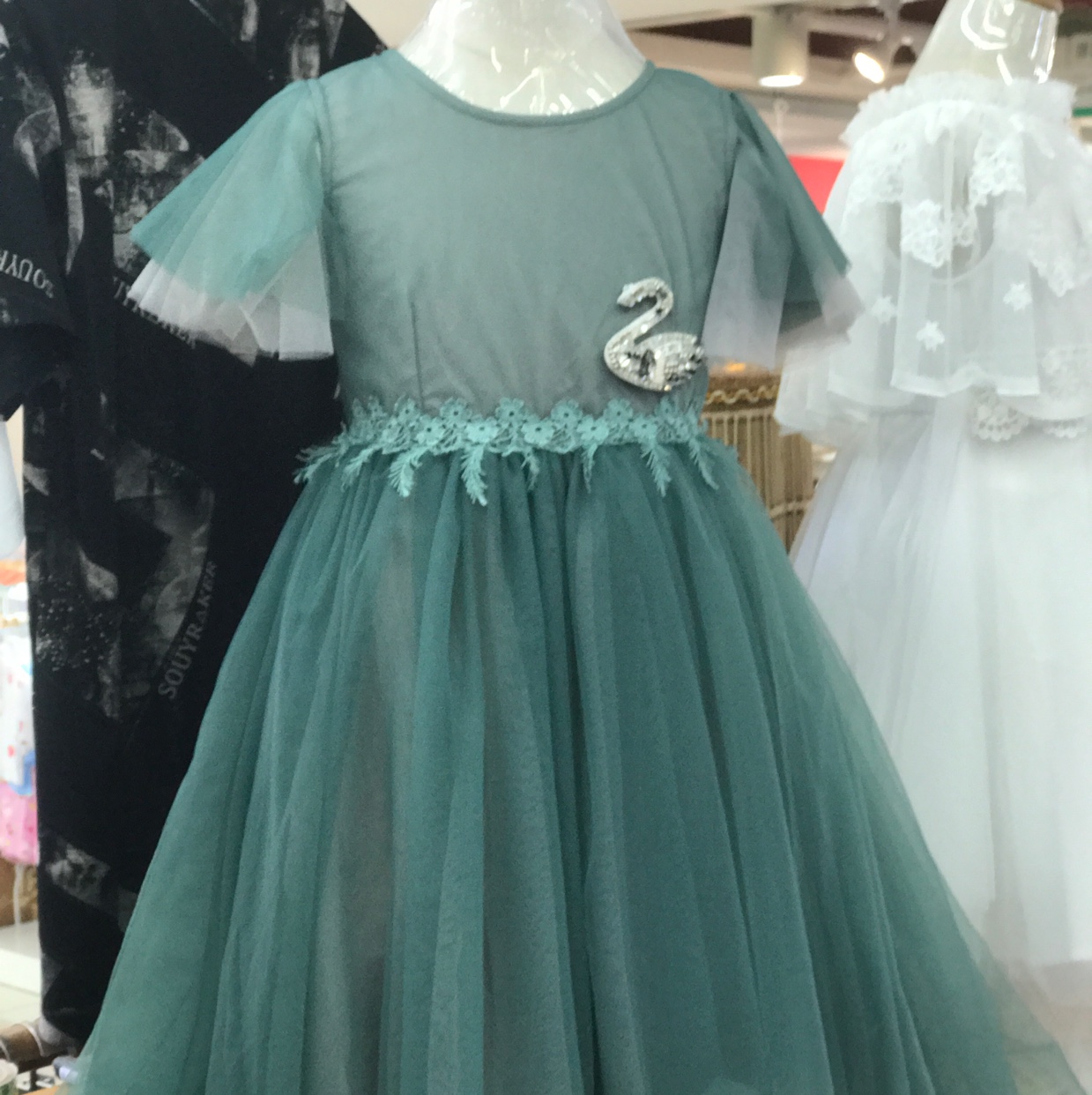 品牌童装 公主裙 燕尾礼服