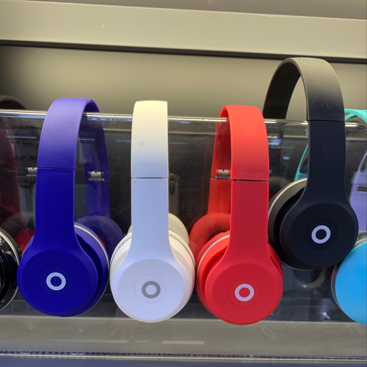 The headset thumbnail