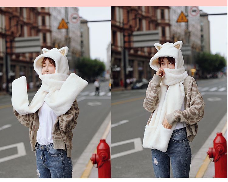 Little bear ears, one-piece hat and scarf, a versatile winter fur scarf for girls, a Korean version of a cute girl two-piece set detail image 7