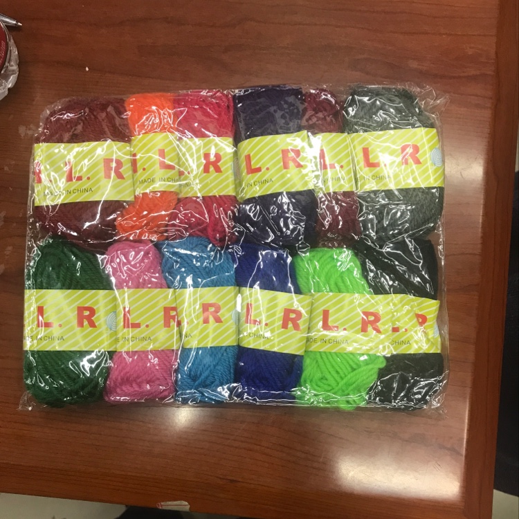 DIY polyester yarn by hand