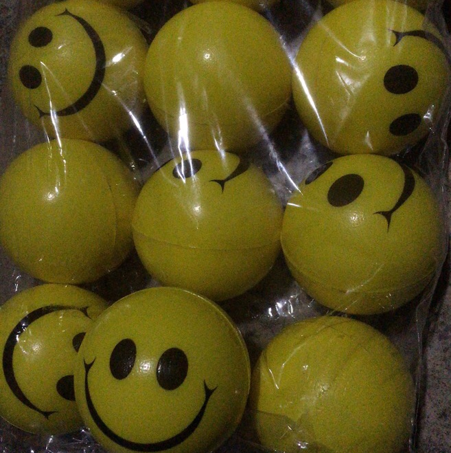PU7 cm bola cara feliz