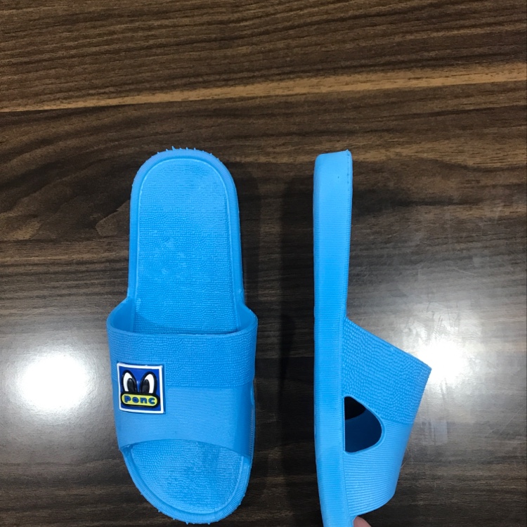 Women's slippers with small eyes Specification image