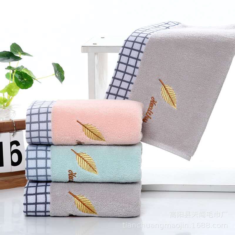 绣金叶子毛巾图