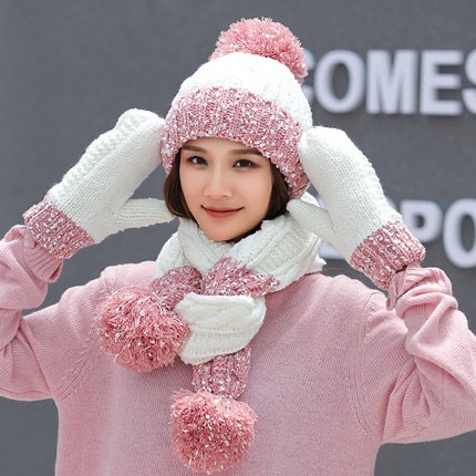 【 3-piece Set 】 New hats for girls in winter, Korean style, versatile for students, woolen hat, sweet and cute for girls, knitted hat, ear protection and warmth Application Scenario