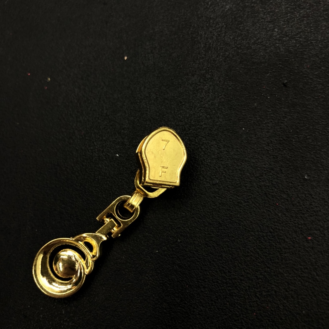 拉链头/拉片/塑料拉头/拉链拉片/针头拉头细节图