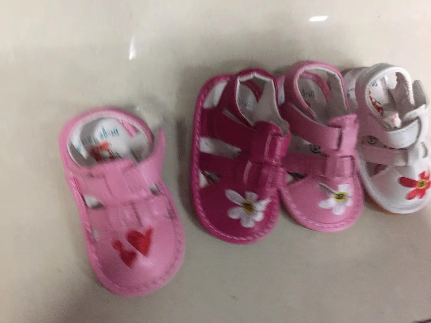 Children's shoes sandals contact price change 1000 MOQ 44258-322 thumbnail