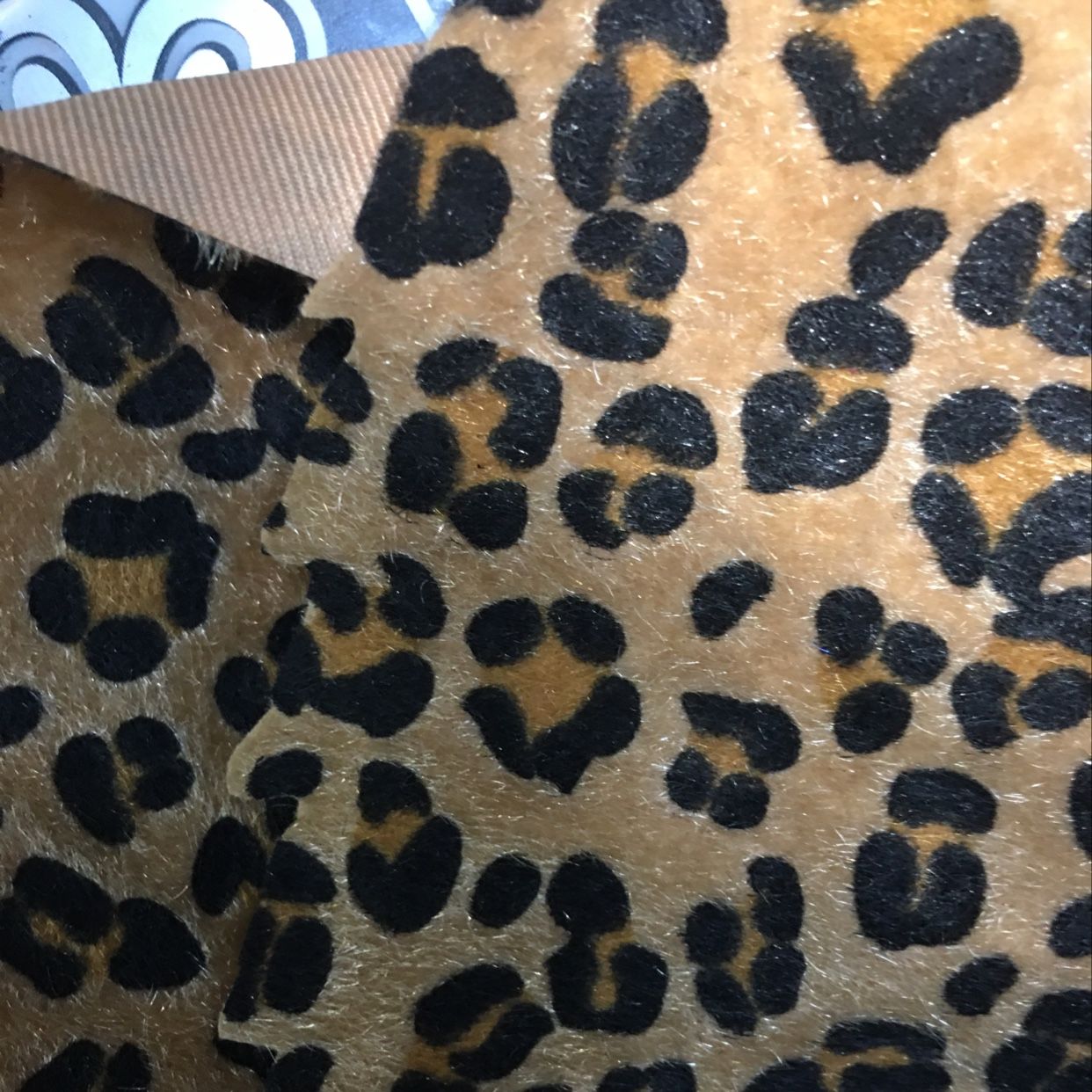 Anti-horsehair flocked leather accessories, bags, furniture, soft leather, factory direct sales in stock detail image 2