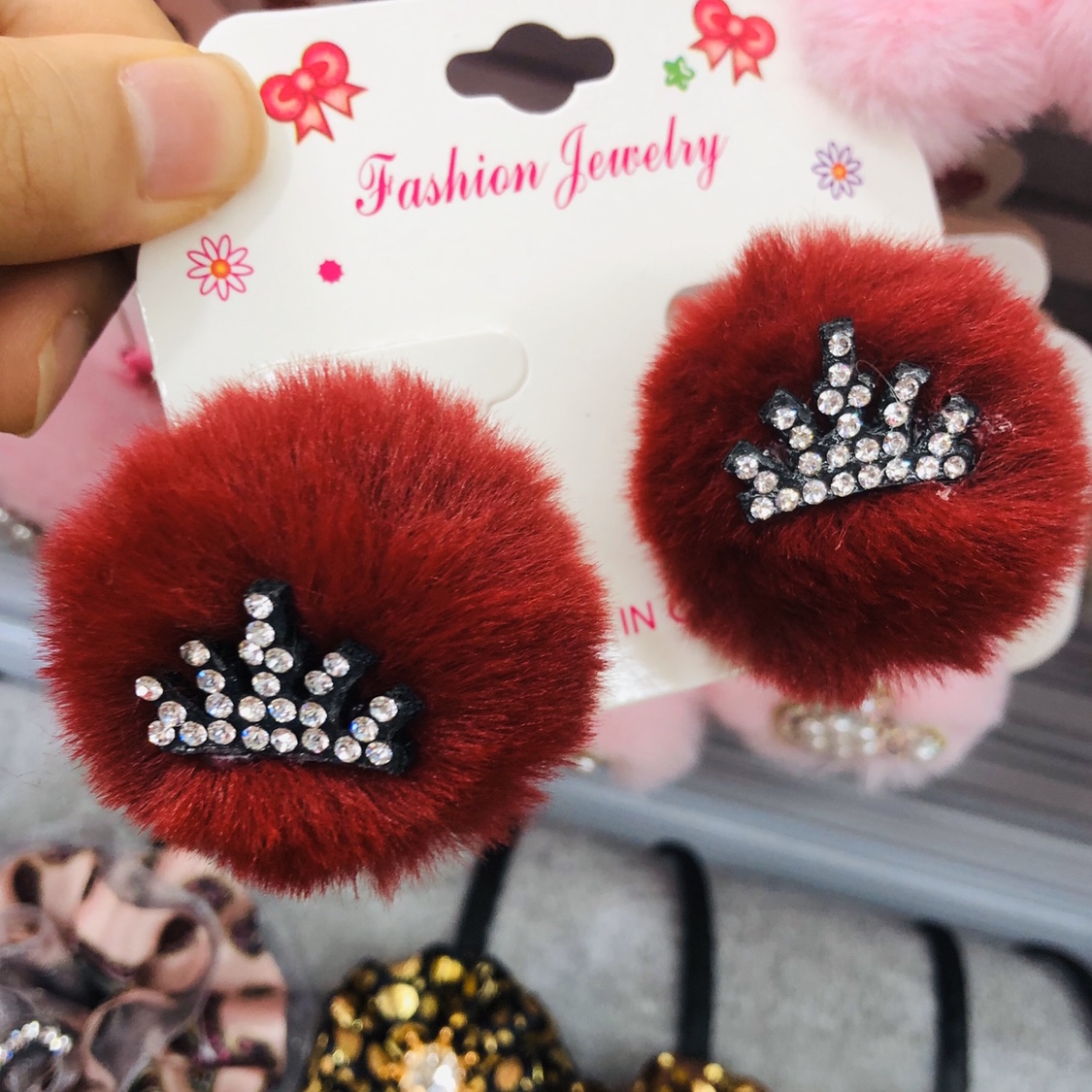 皇冠球
Crown hair bulb
