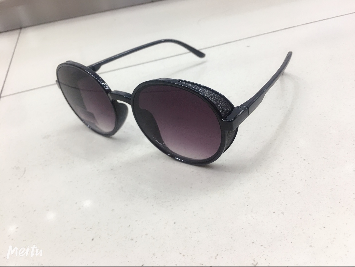 新款太阳镜AT89066