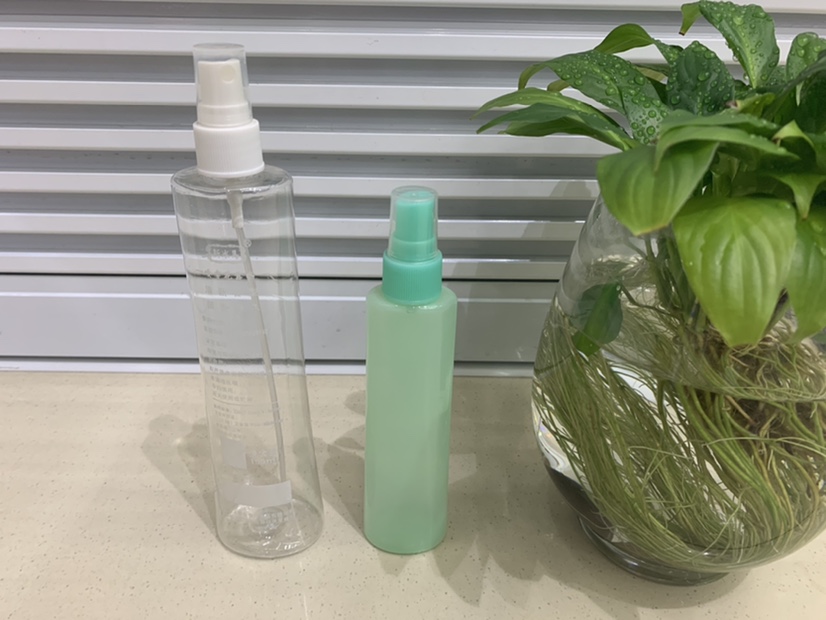 150ml花露水喷瓶印花旅行套装旅行套装旅行分装瓶喷瓶