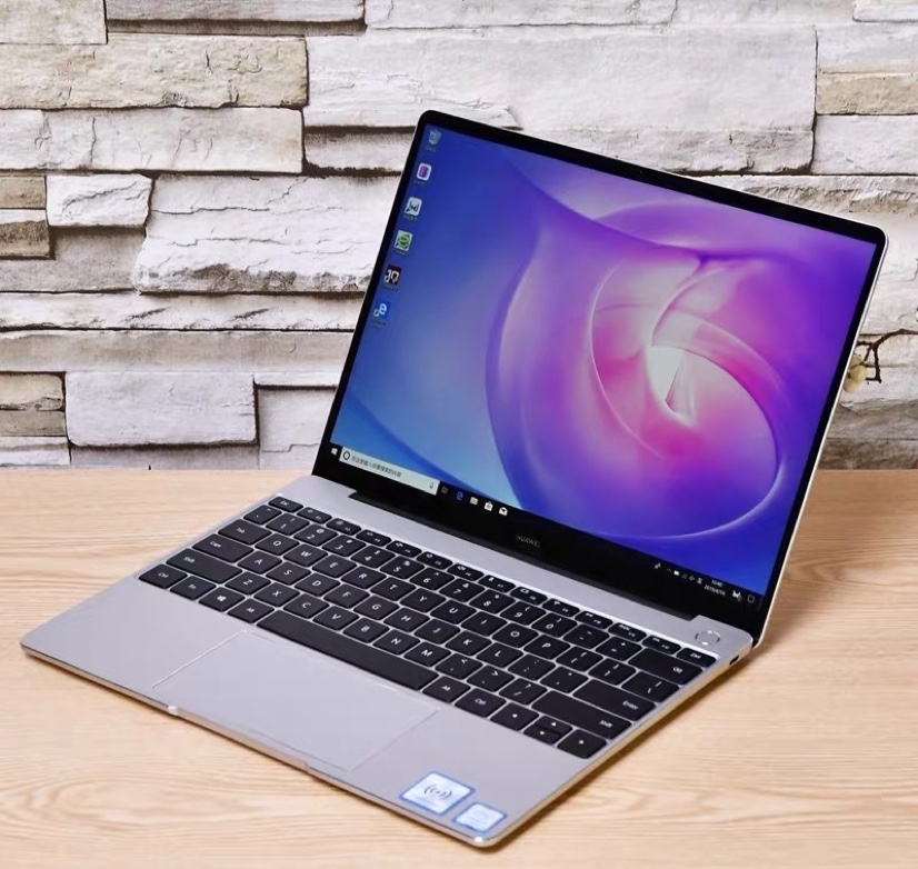 ￼￼华为(HUAWEI)MateBook 13 2020款i5