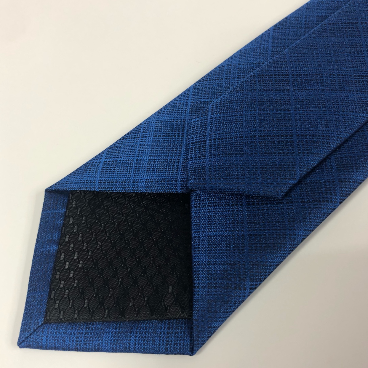 7CM新款蓝色男士领带涤纶领带适用于正装上班族的人群详情图2