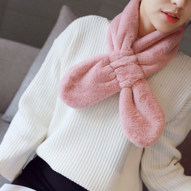 South Korea's Dongdaemun Hot Sale Of Foreign Women All Casual Modeling Imitation Rabbit Hair Hair Collar Warm Scarf Bib