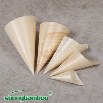 Japanese and Korean creative wooden ice cream cone coffee shop, disposable snack packaging, wooden veneer egg roll container, ice cream packaging Specification image