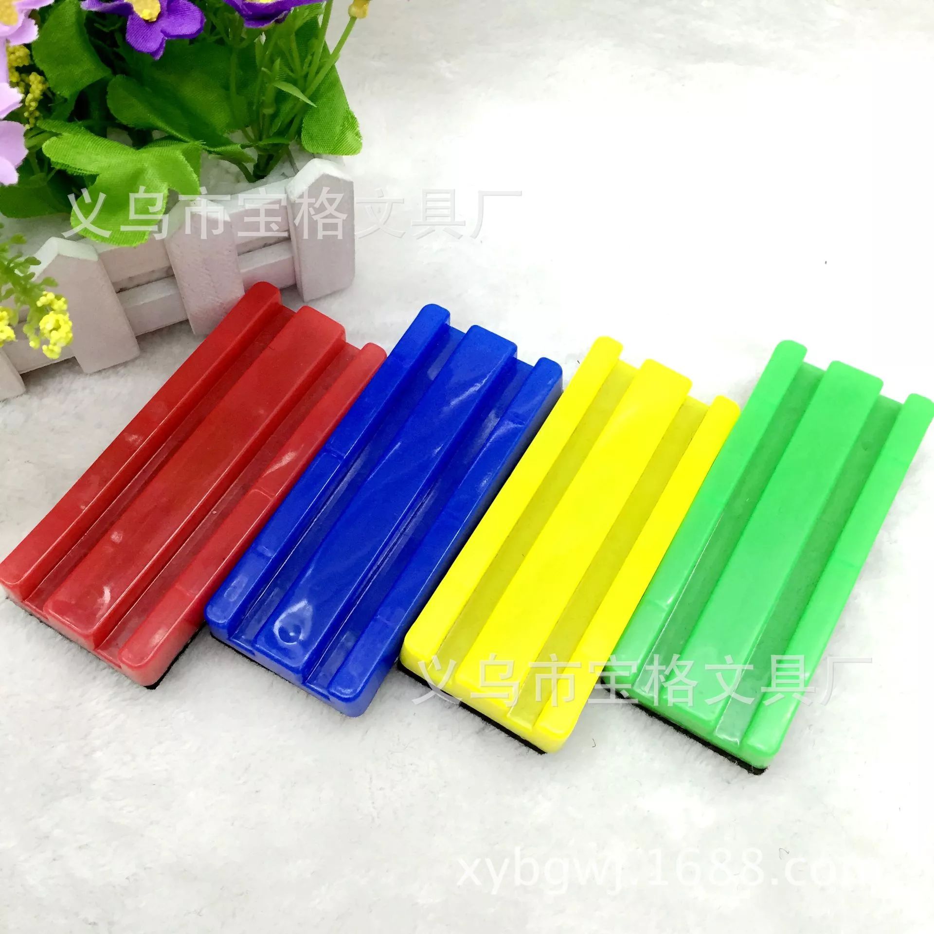 Bao Ge stationery manufacturer Yiwu Selection groove plastic eraser Application Scenario