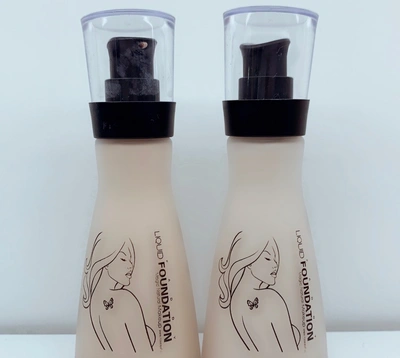 K1009 Kisstouch Liquid Foundation Concealer
