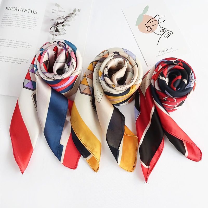 2020 East gate new leather belt parts imitation silk scarves women autumn and winter cross-border thermal decoration small square wholesale thumbnail