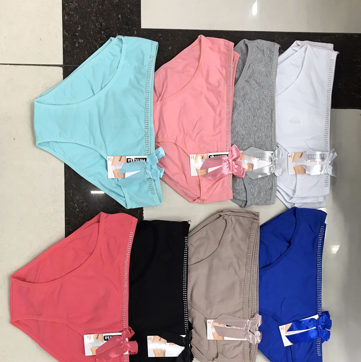 VC894女装氨纶三角裤