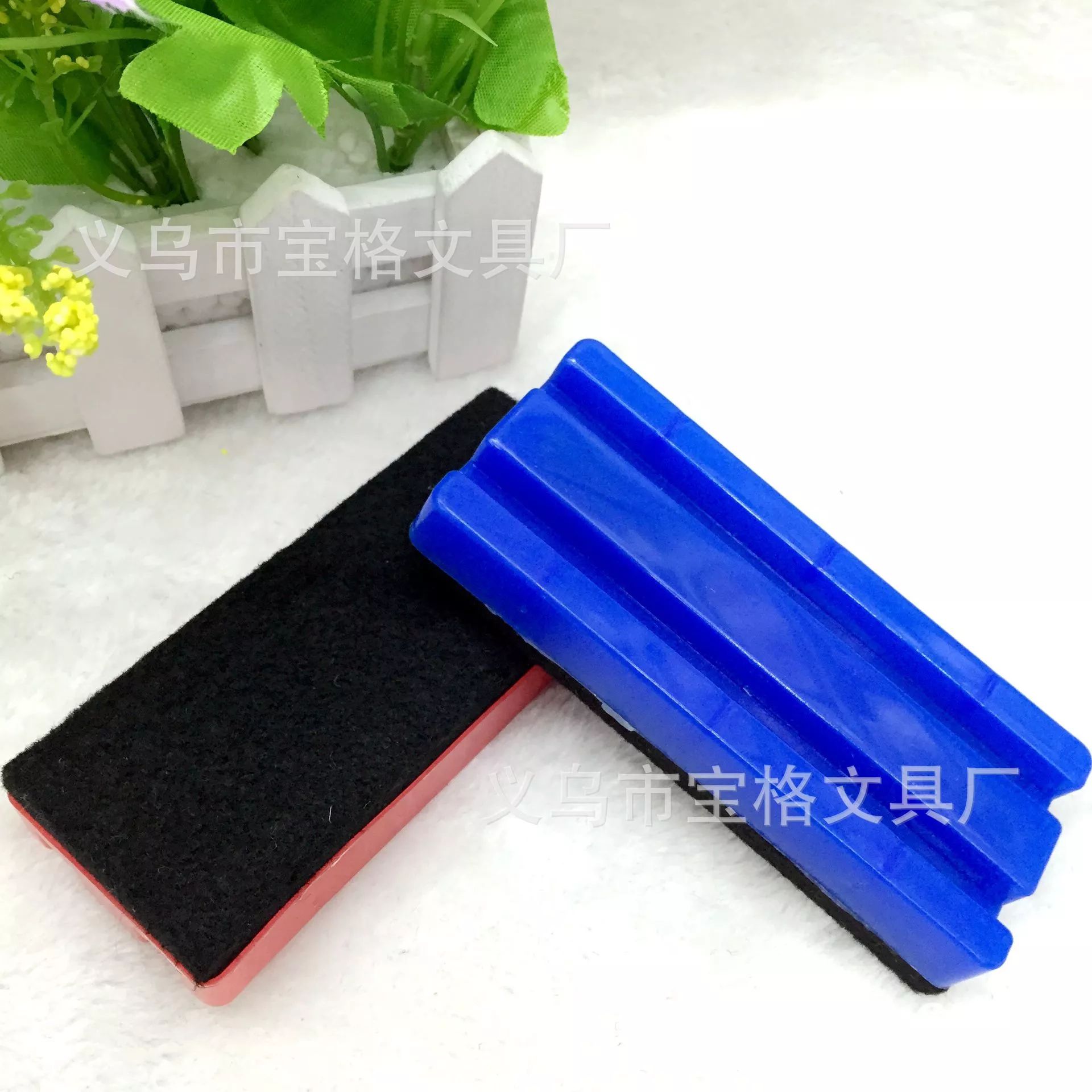 Bao Ge stationery manufacturer Yiwu Selection groove plastic eraser Specification drawing